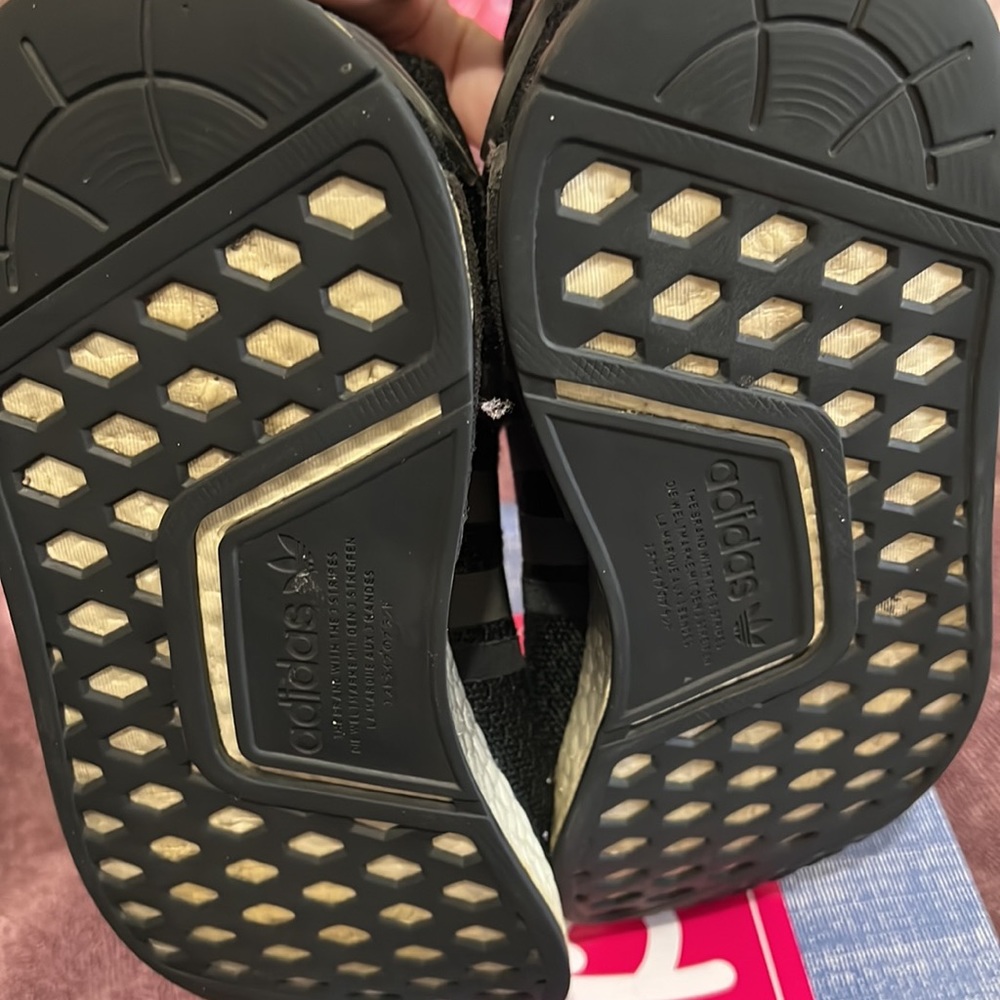Adidas NMD SIZE 8.5 - Picture 6 of 6